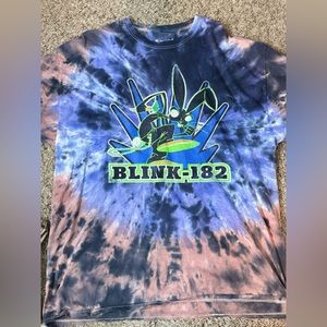 Blink-182 shirt